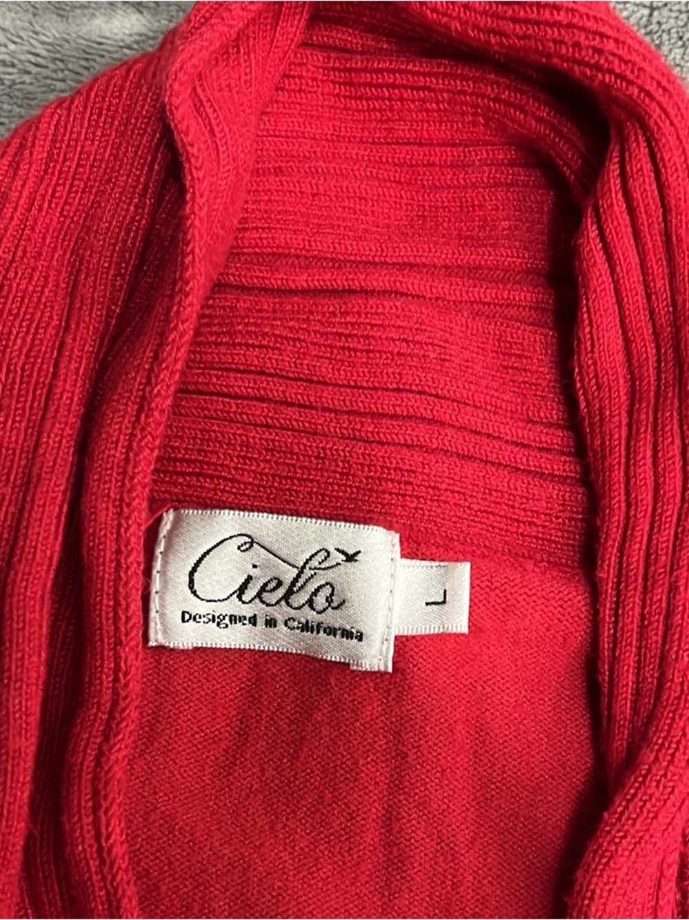Large Cielo Red Ribbed Cardigan - Picture 2 of 2